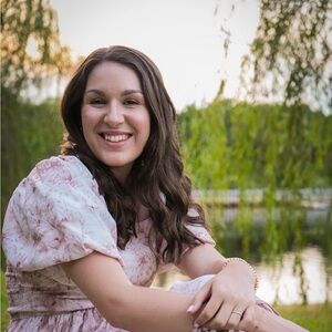 Meet your Posher, Elaina